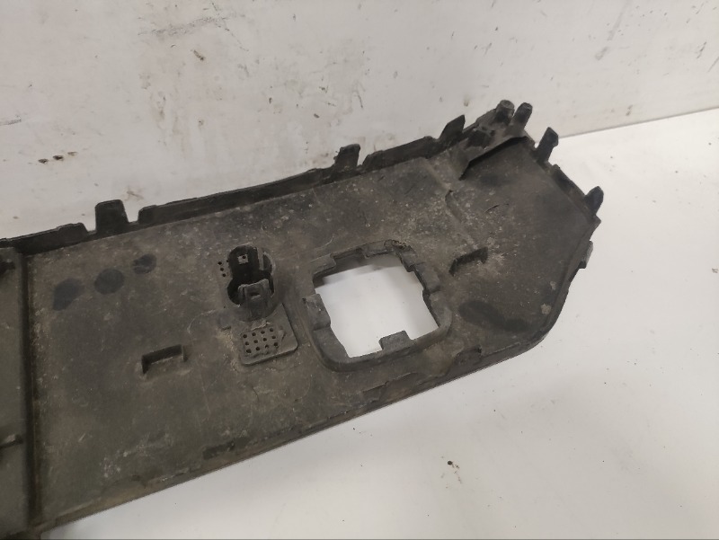 Накладка переднего бампера