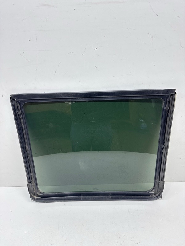 Стекло крыши (панорамное)