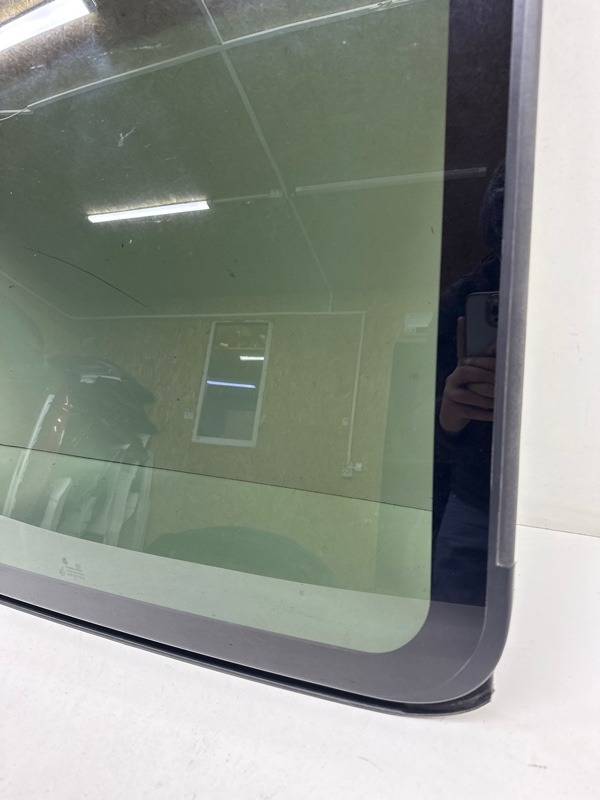 Стекло крыши (панорамное)