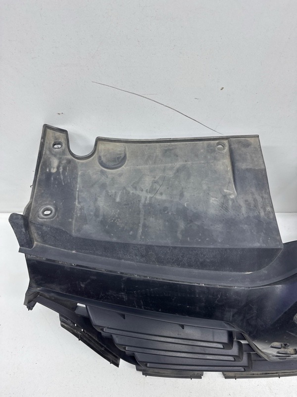 Кузовной элемент