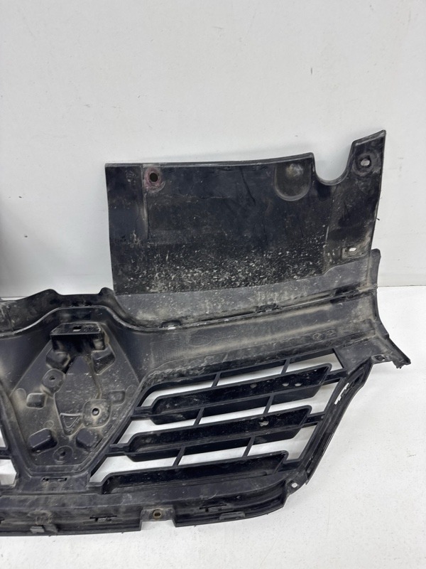 Кузовной элемент