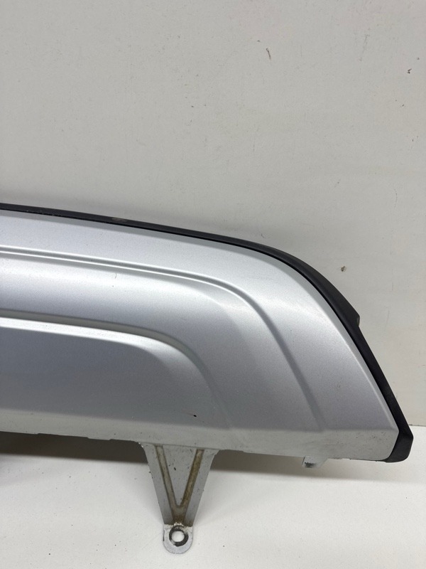 Спойлер заднего бампера