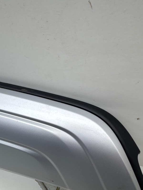 Спойлер заднего бампера