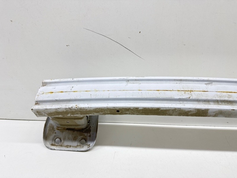 Усилитель заднего бампера