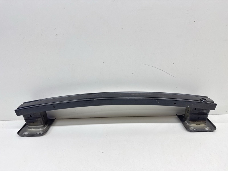 Усилитель заднего бампера