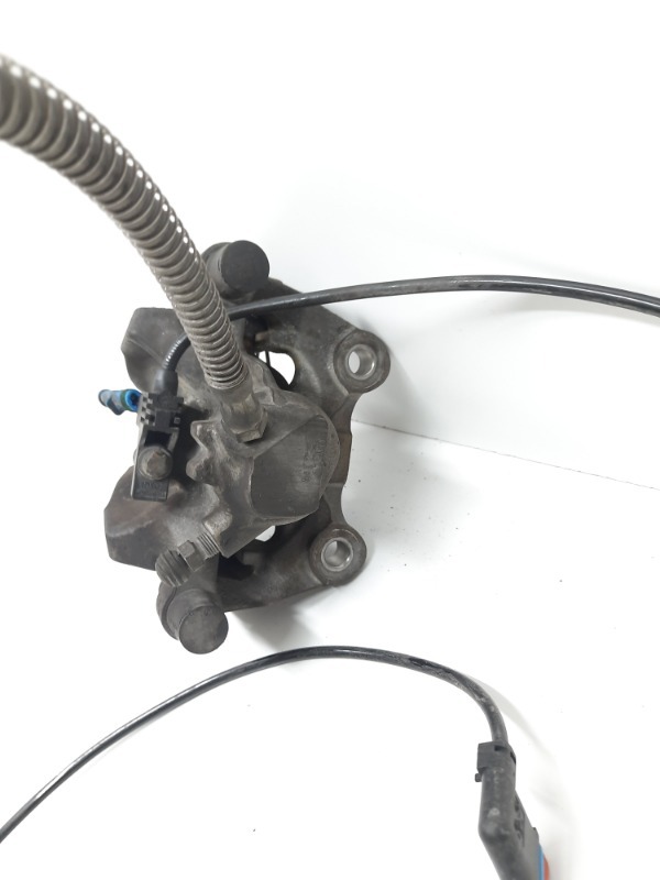 Суппорт задний правый