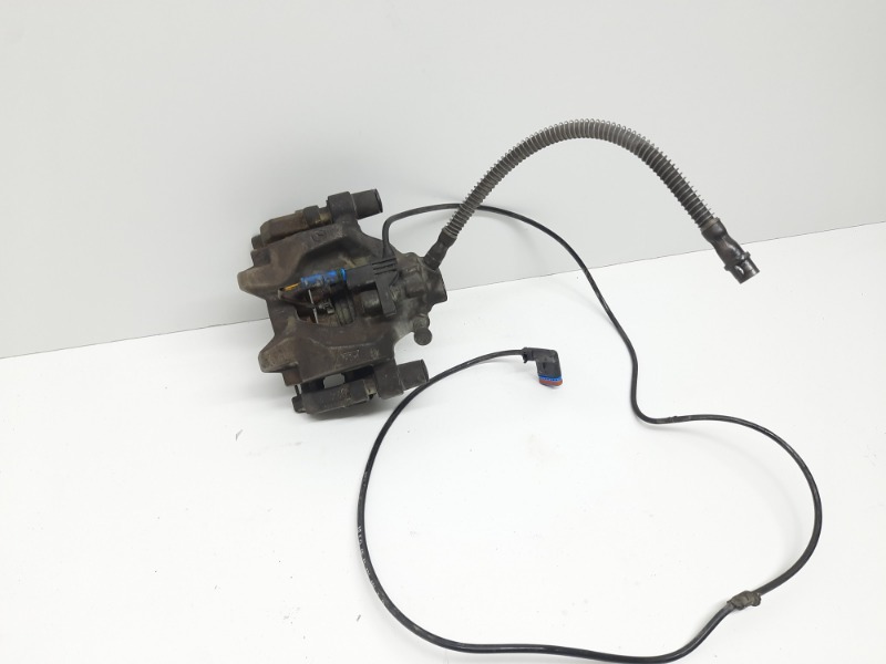 Суппорт задний правый