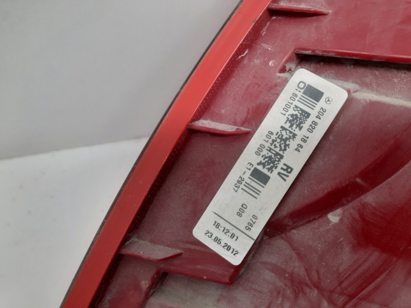 Фонарь задний правый