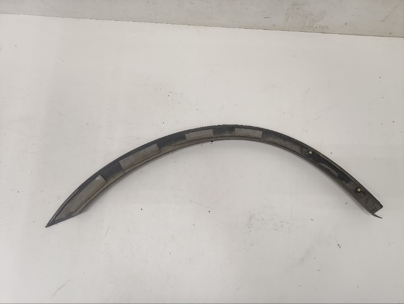 Накладка заднего крыла левого