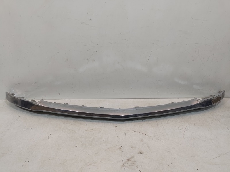 Накладка переднего бампера