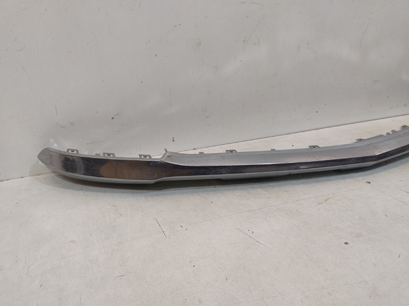 Накладка переднего бампера