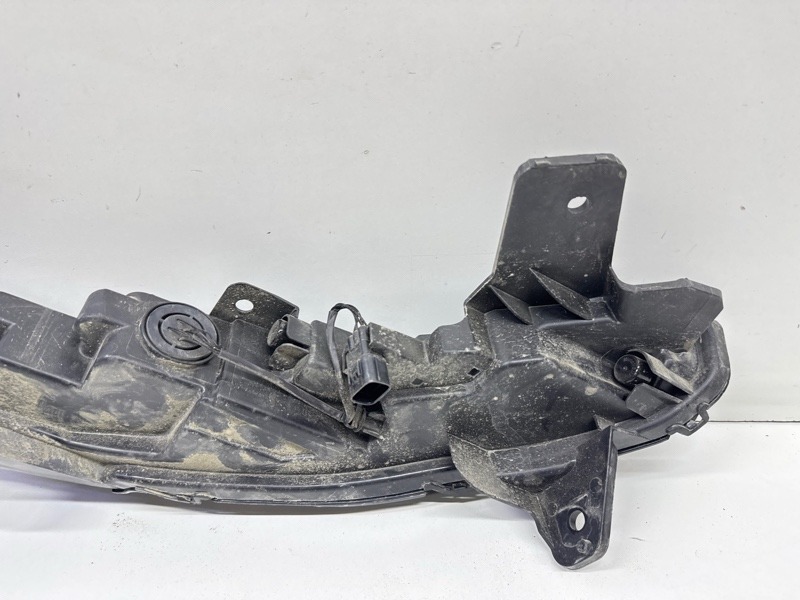 Фара дневного света левая (ходовые огни)