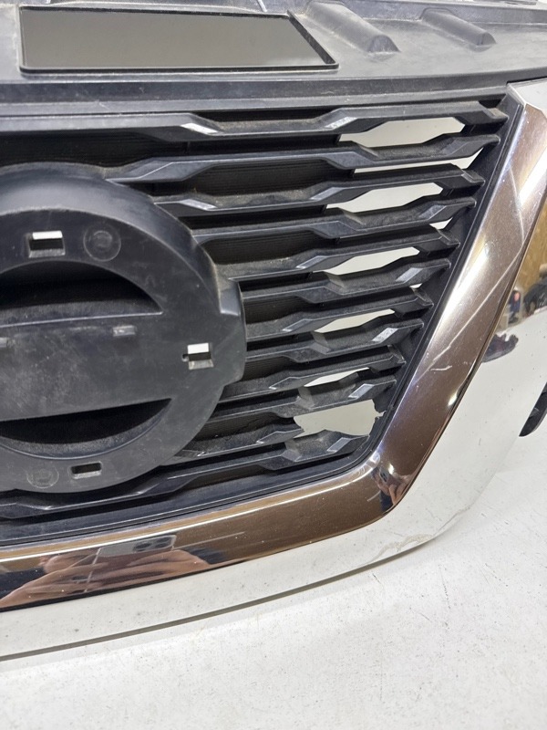 Решетка радиатора