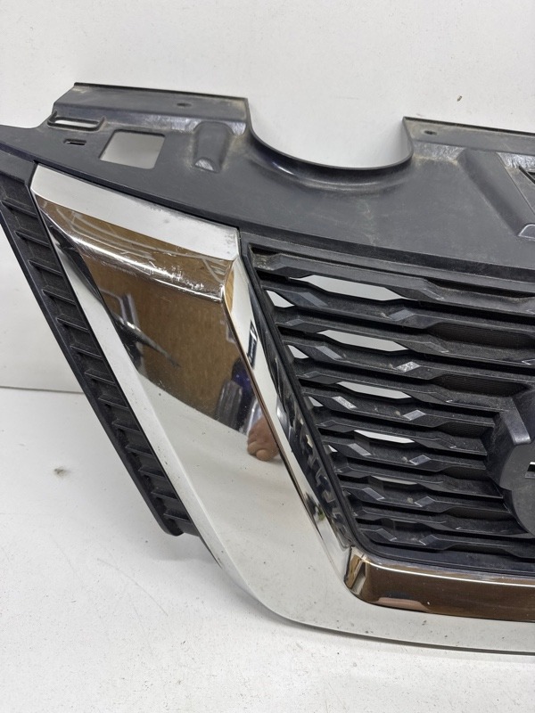 Решетка радиатора