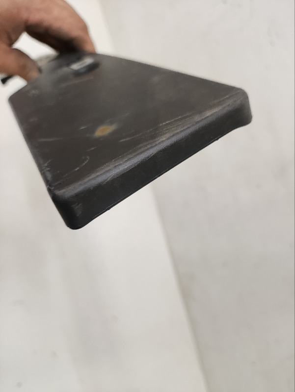 Накладка переднего бампера под номер