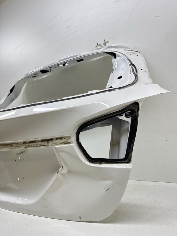 Крышка багажника