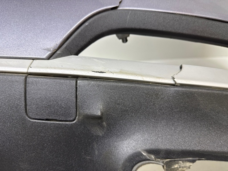 Бампер задний