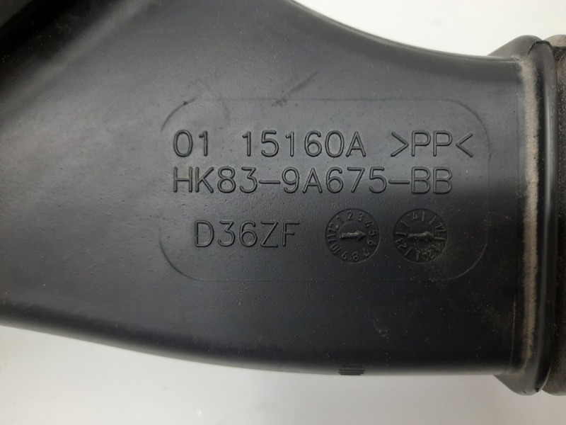 Патрубок воздушного фильтра