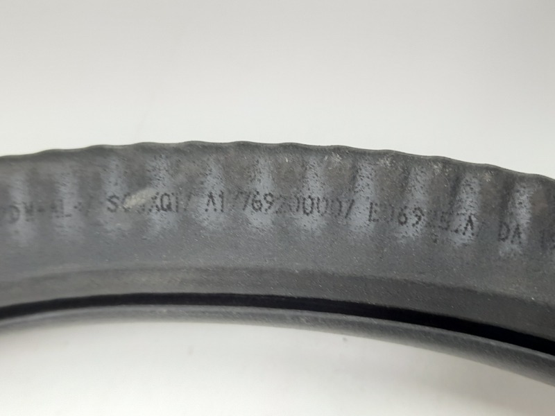 Уплотнитель двери