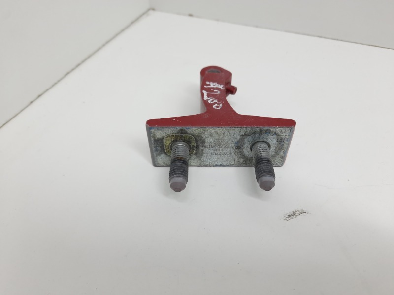 Петля двери передней левой верхняя