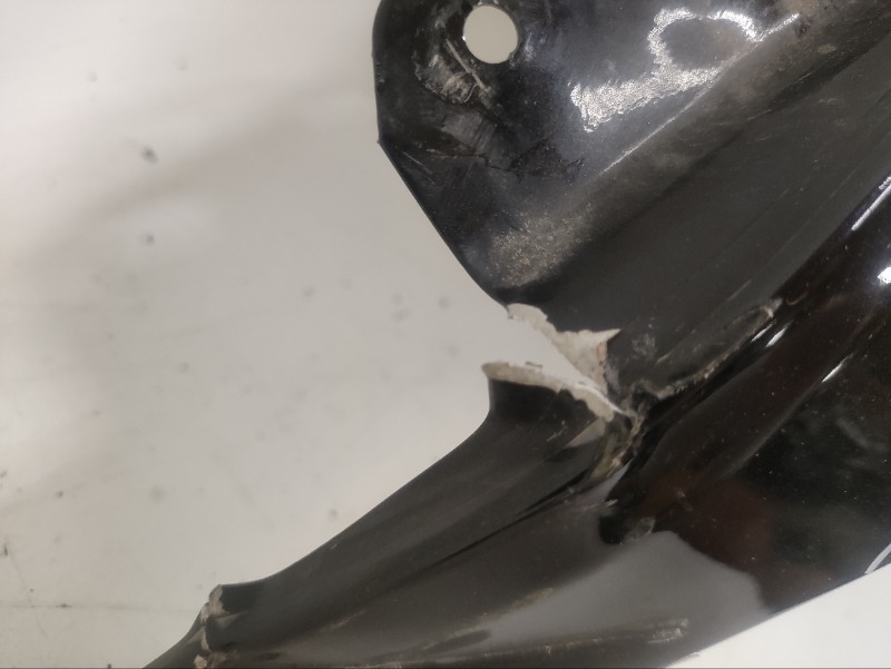 Крыло переднее левое