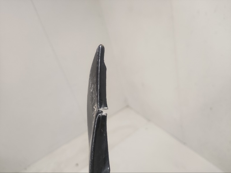 Крыло переднее левое