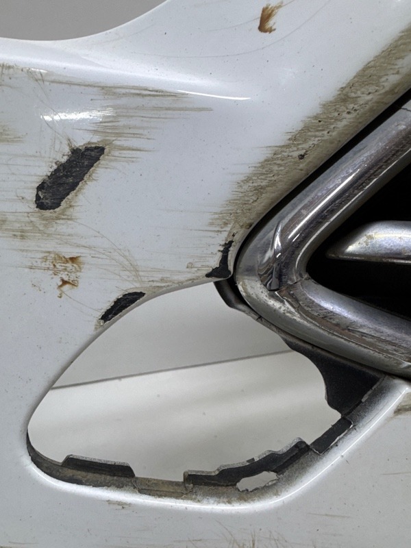 Бампер передний