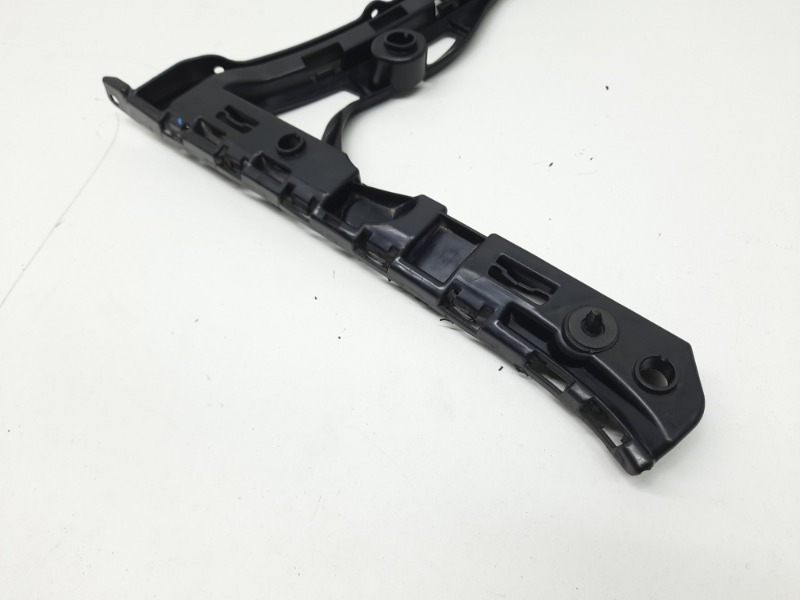 Кронштейн заднего бампера левый