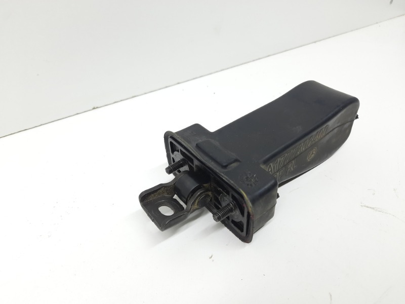 Замок двери задней левой