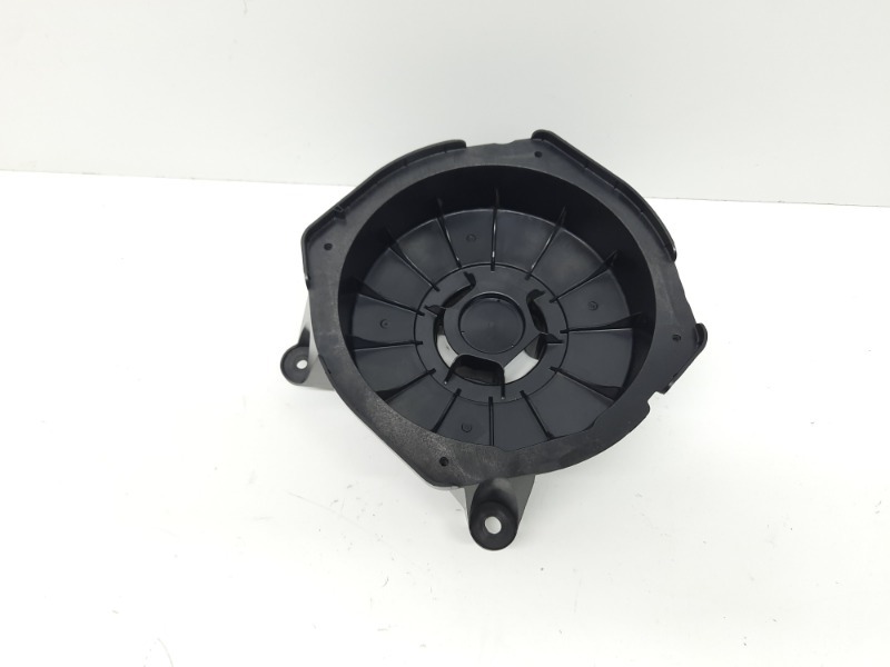 Кронштейн крепежный вспомогательный (разного назначения)