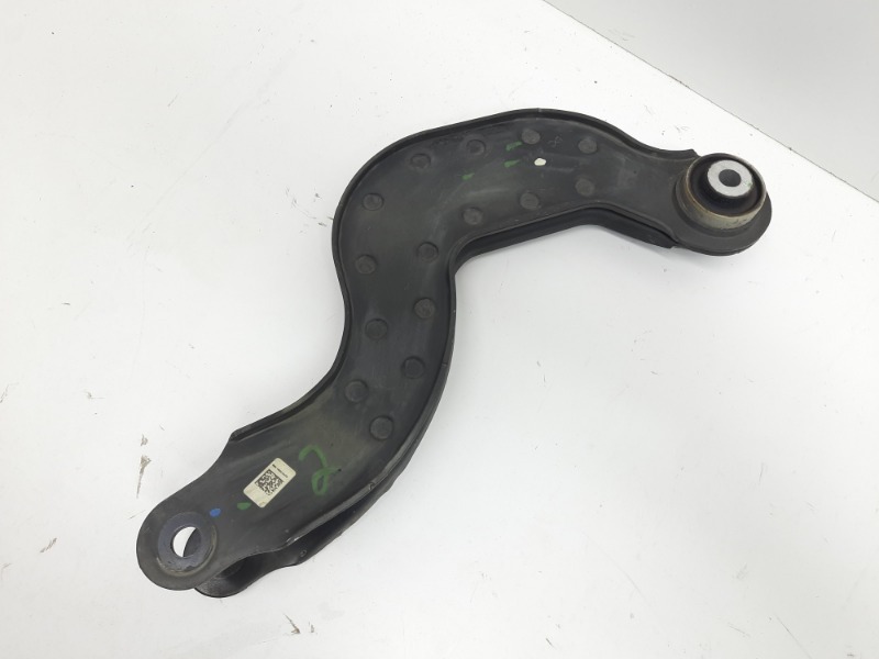 Рычаг задний левый