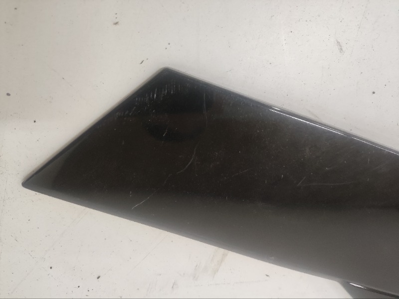 Накладка двери задней левой