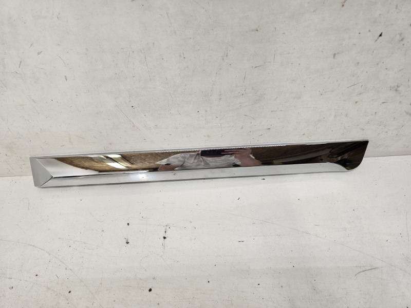 Молдинг двери