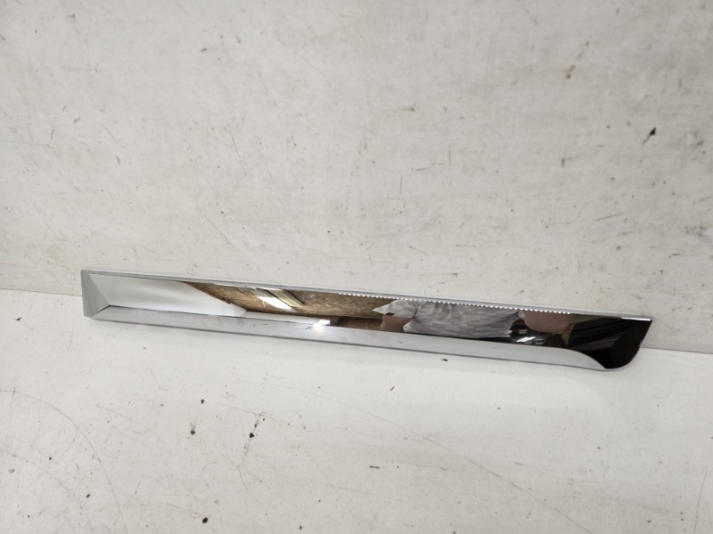 Молдинг двери