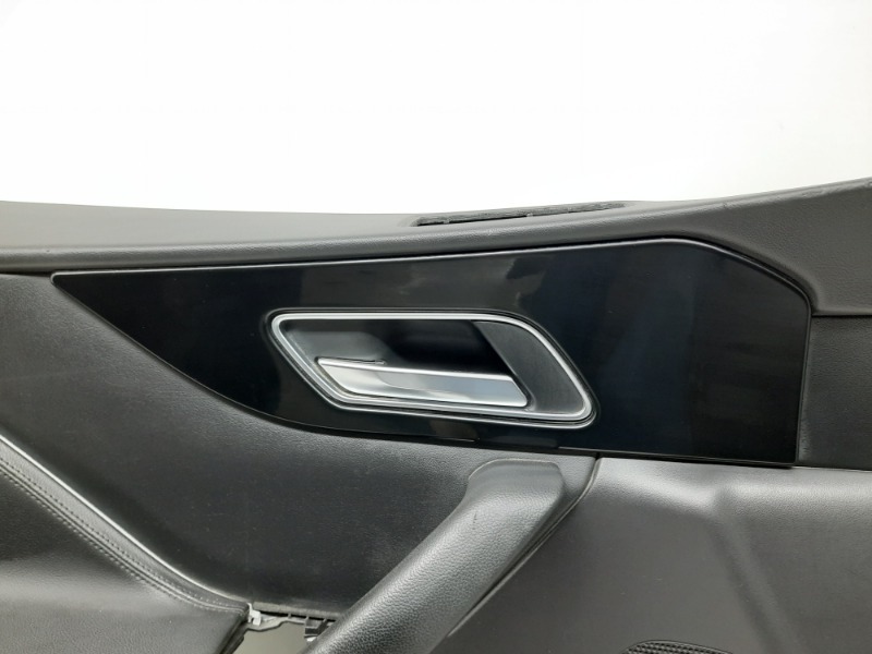 Обшивка двери