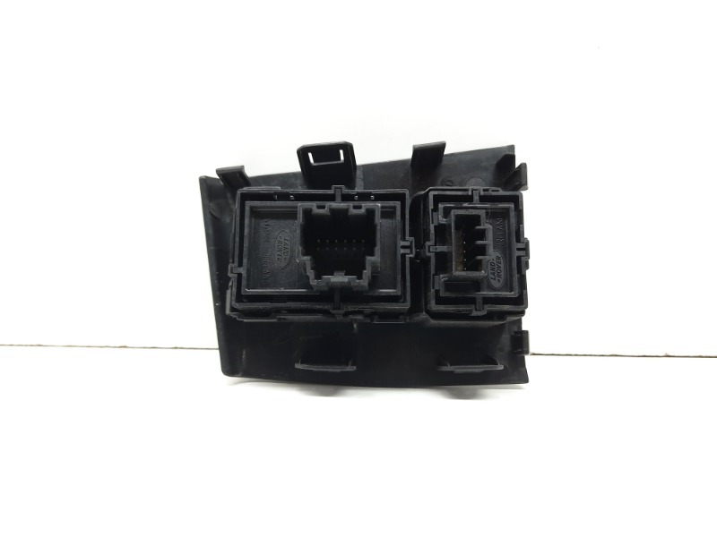 Кнопка регулировки сидения