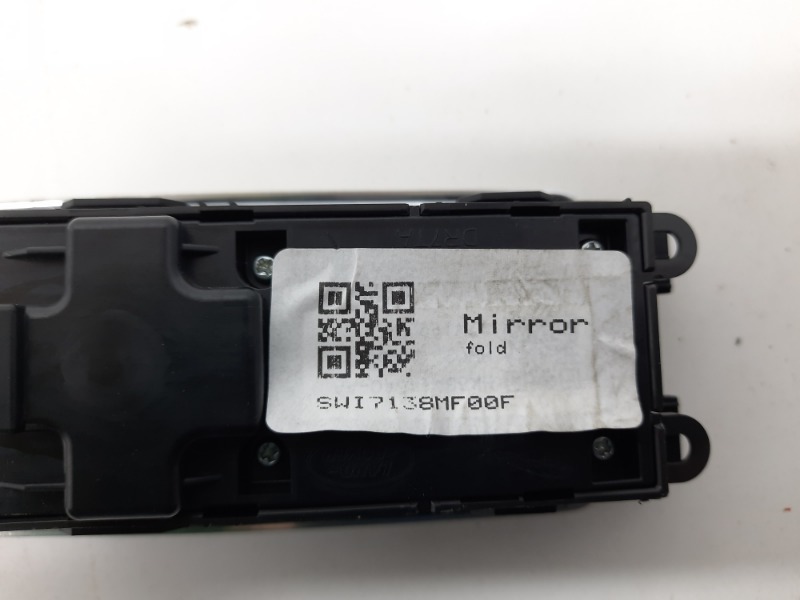 Кнопка стеклоподъемника