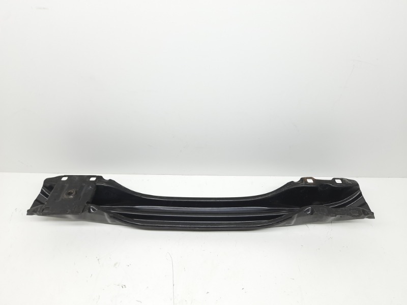 Усилитель заднего бампера