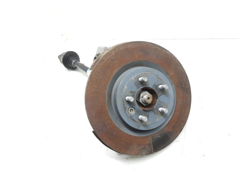 Кулак поворотный задний левый