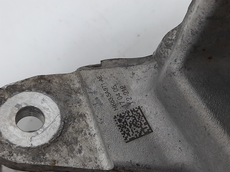 Кулак поворотный задний левый