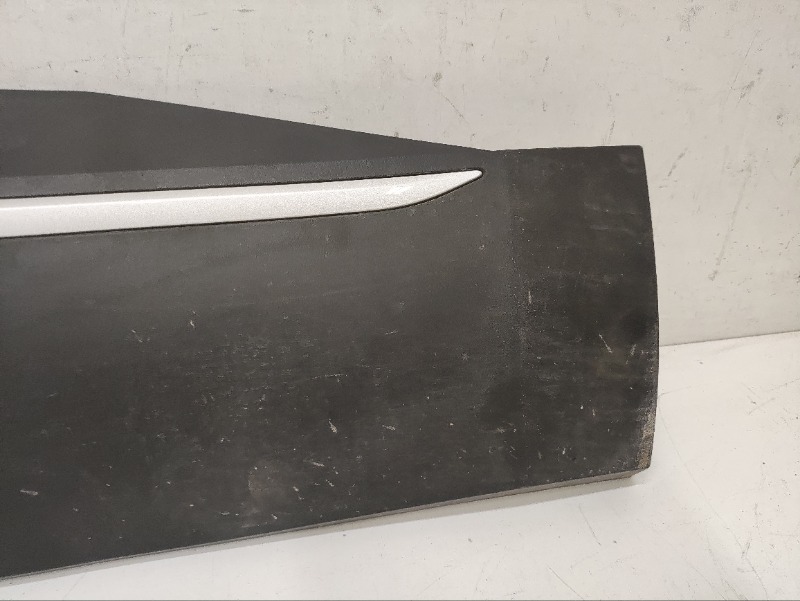 Накладка двери задней левой