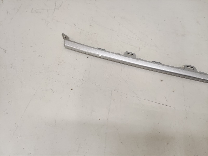 Молдинг заднего бампера