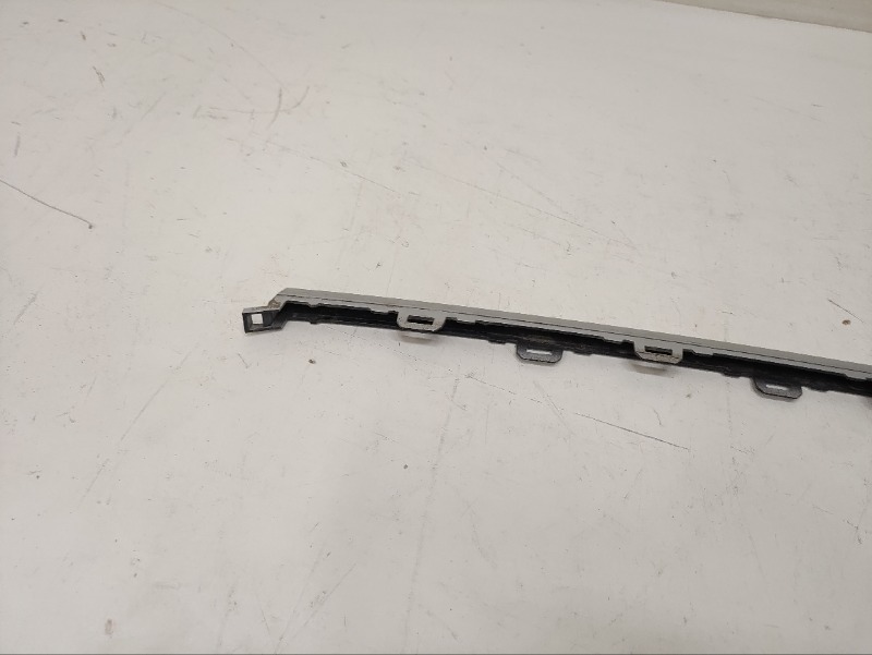 Молдинг заднего бампера