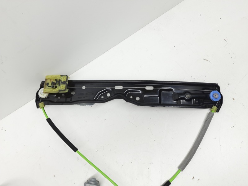 Стеклоподъемник электр. передний правый