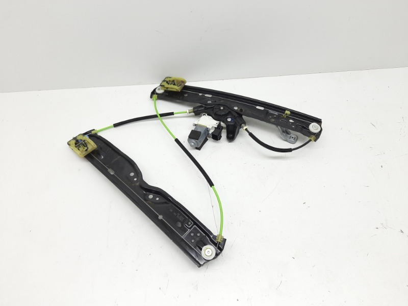 Стеклоподъемник электр. задний правый