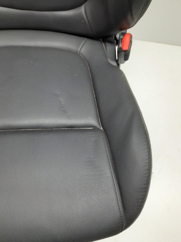 Сиденье салонное