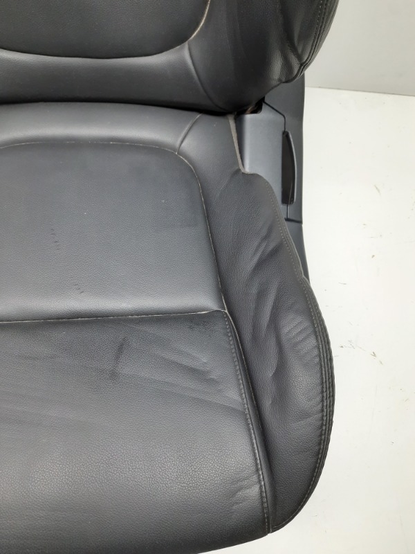 Сиденье салонное