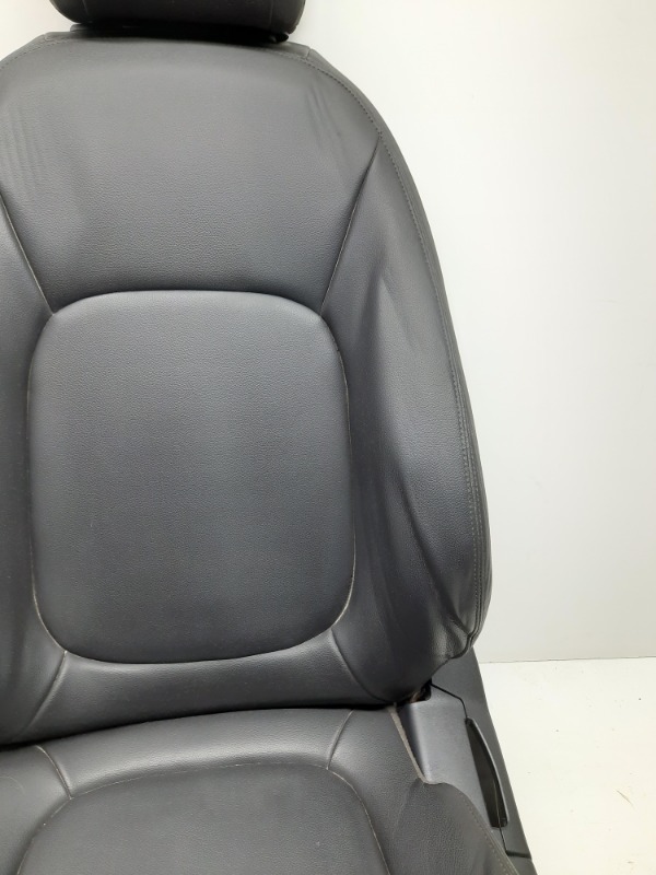 Сиденье салонное