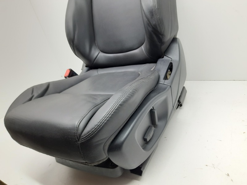 Сиденье салонное