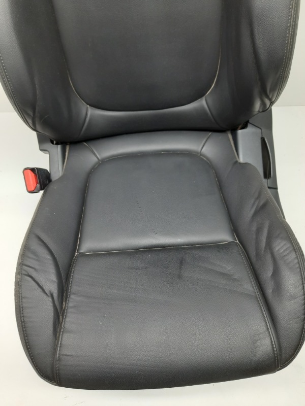 Сиденье салонное